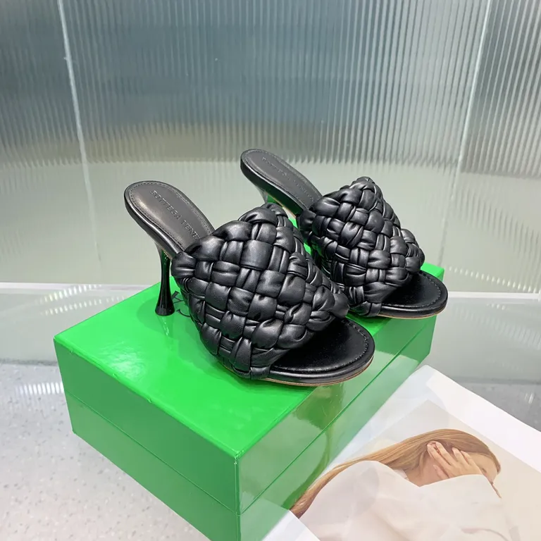 Bottega Veneta Shoe 